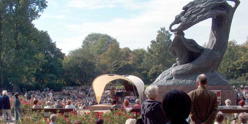 Chopin Statue in Łazienki Park